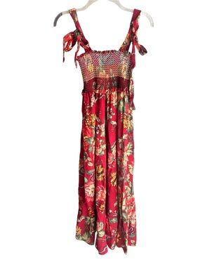 Red floral tie shoulder smocked sundress Size Medium